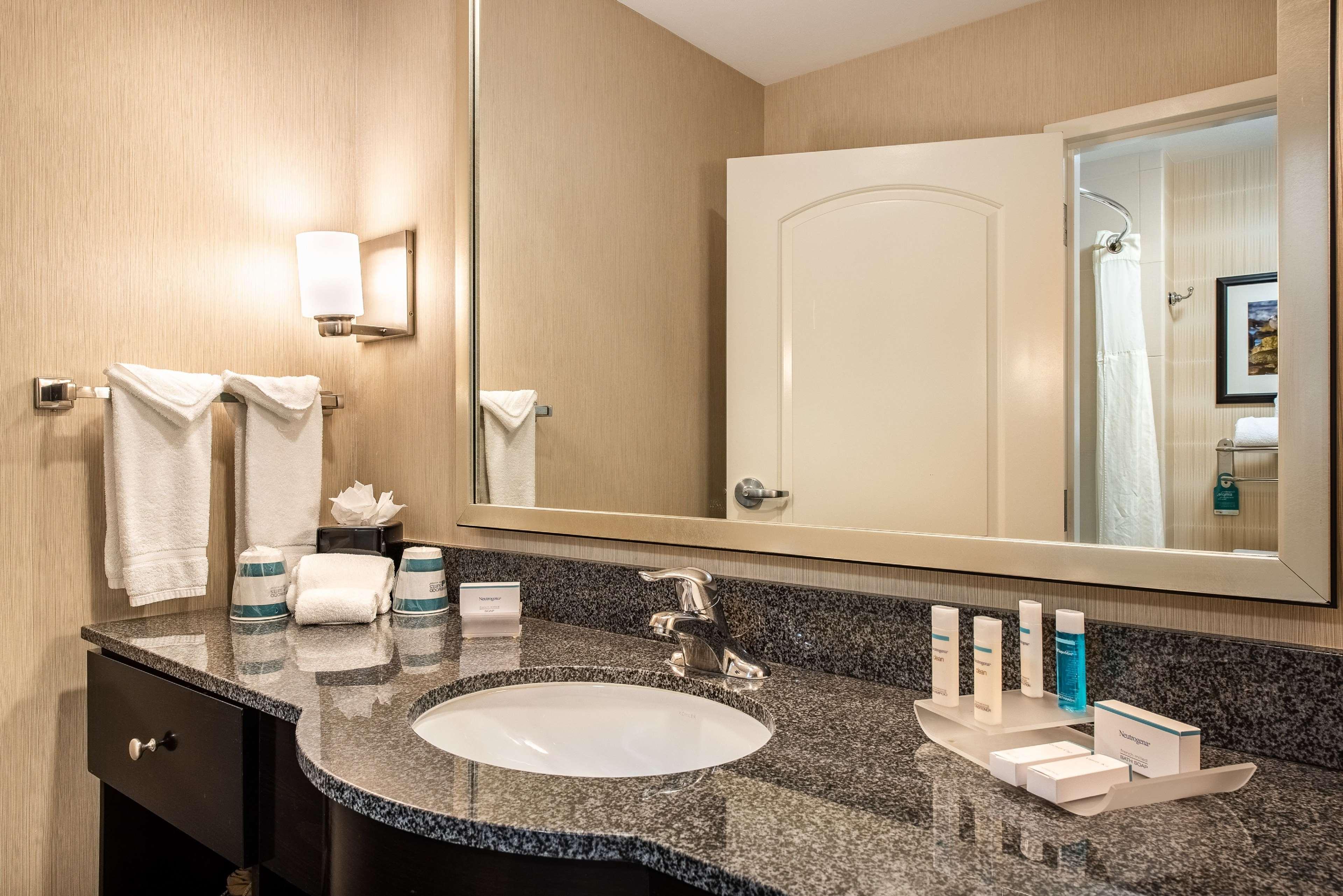 Homewood By Hilton Oxnard/camarillo Hotel