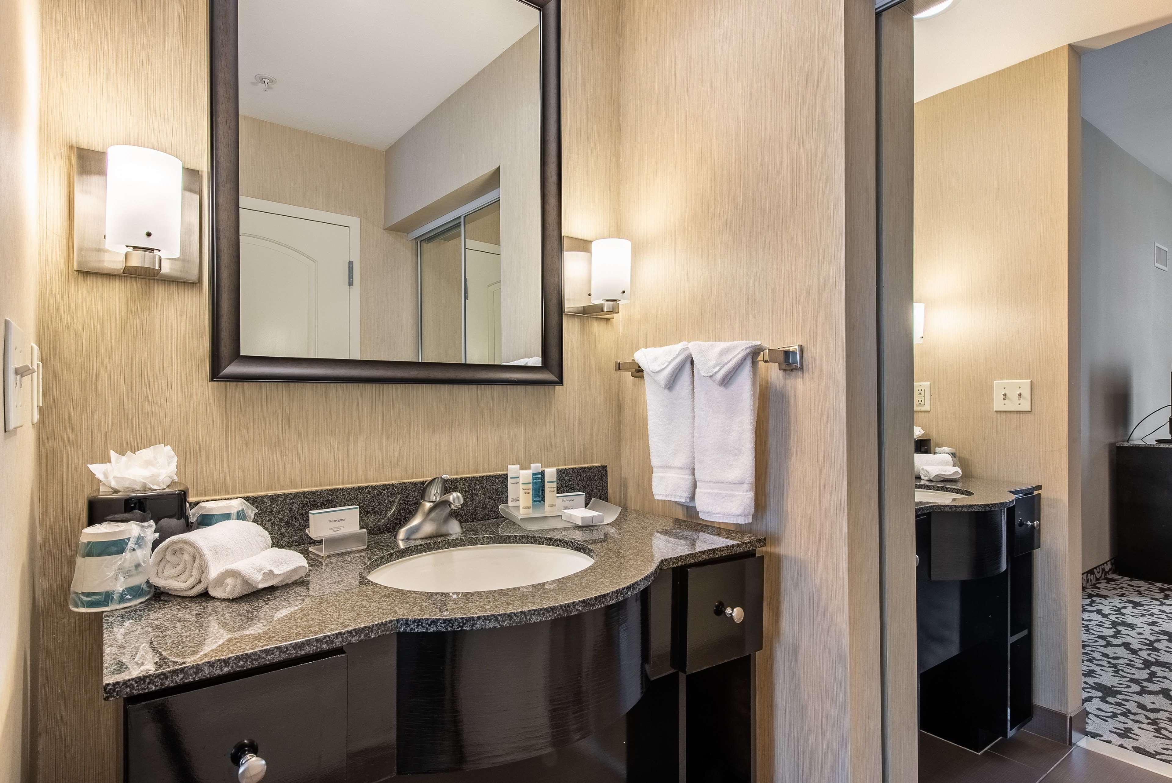 Hotel Homewood By Hilton Oxnard/camarillo